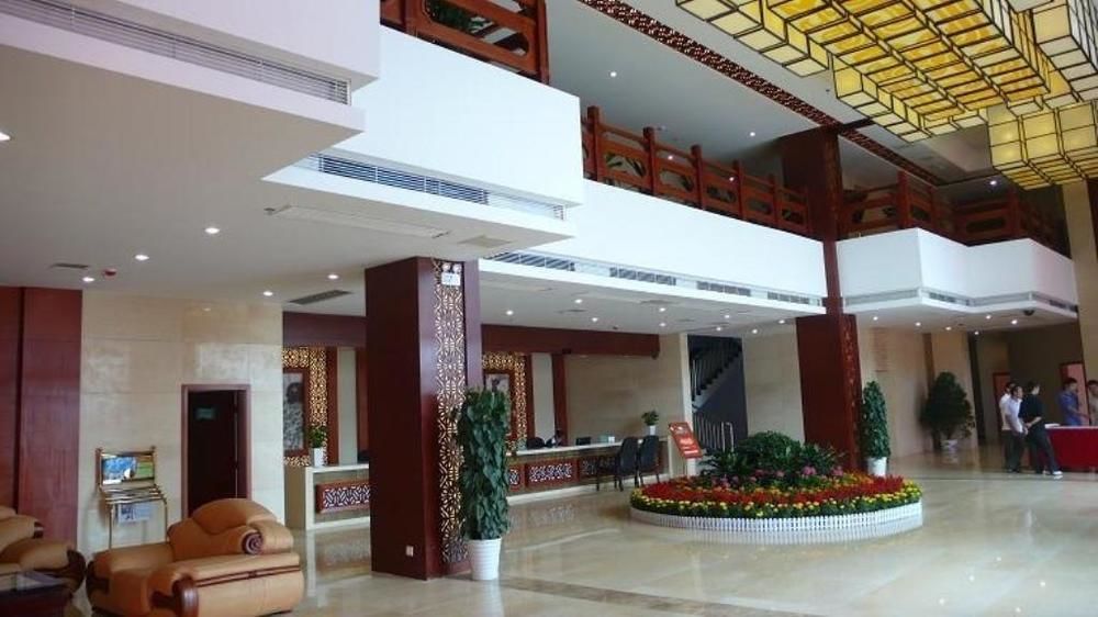 Jishou Heyi Hotel Fenghuang Exteriör bild