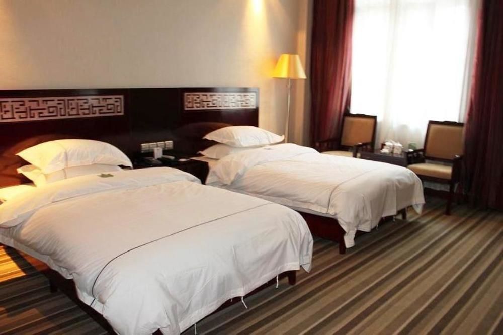 Jishou Heyi Hotel Fenghuang Exteriör bild