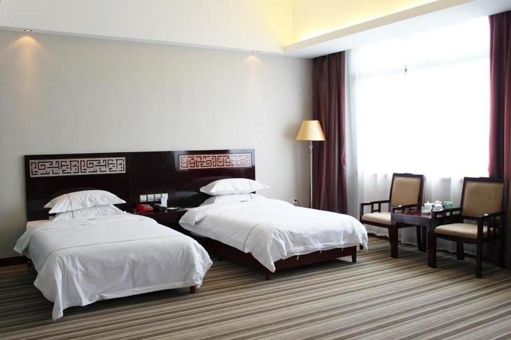 Jishou Heyi Hotel Fenghuang Exteriör bild