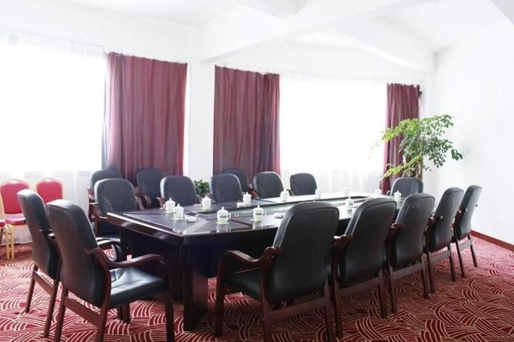 Jishou Heyi Hotel Fenghuang Exteriör bild